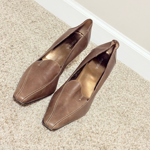 Brown Flats with Pointed Toe - Picture 4 of 8